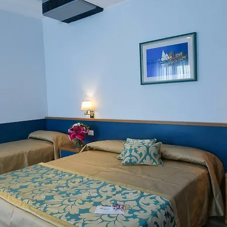 Hotel Souvenir 3*
