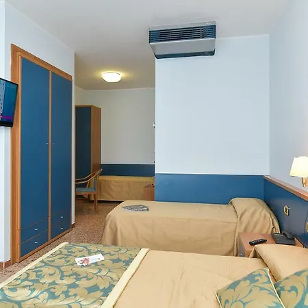 Souvenir Hotel