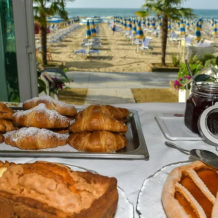 Souvenir Otel 3*